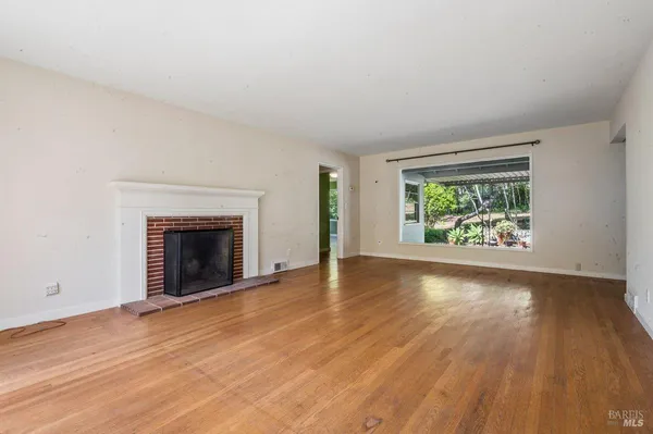 $1,429,000 | 15 La Cuesta Drive, Greenbrae, CA 94904