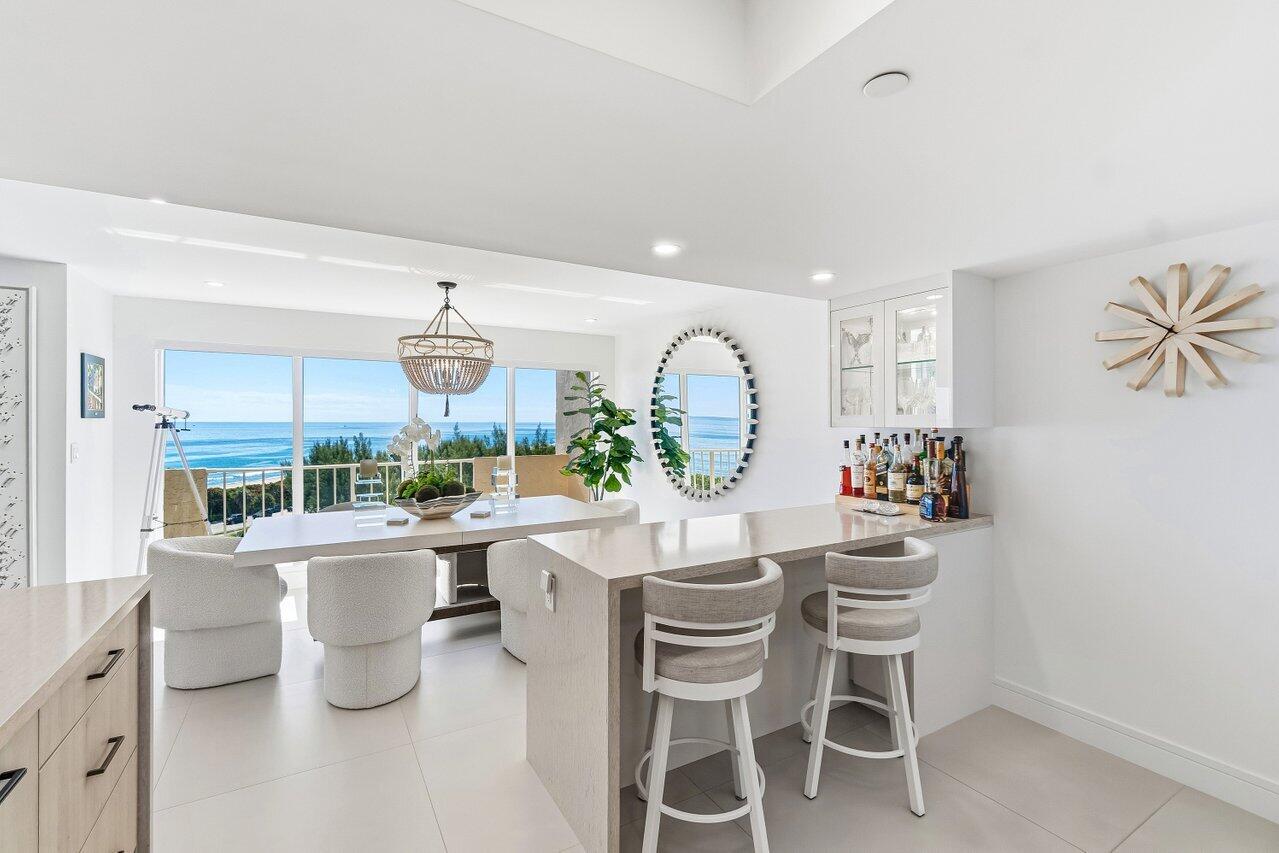 4001 North Ocean Boulevard, Unit 907 Boca Raton, FL 33431 - Photo 17 of 58 KITCHEN ISLAND