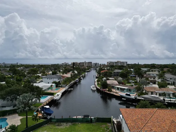 $2,880,000 | 5001 Northeast 27th Avenue, Lighthouse Point, FL 33064