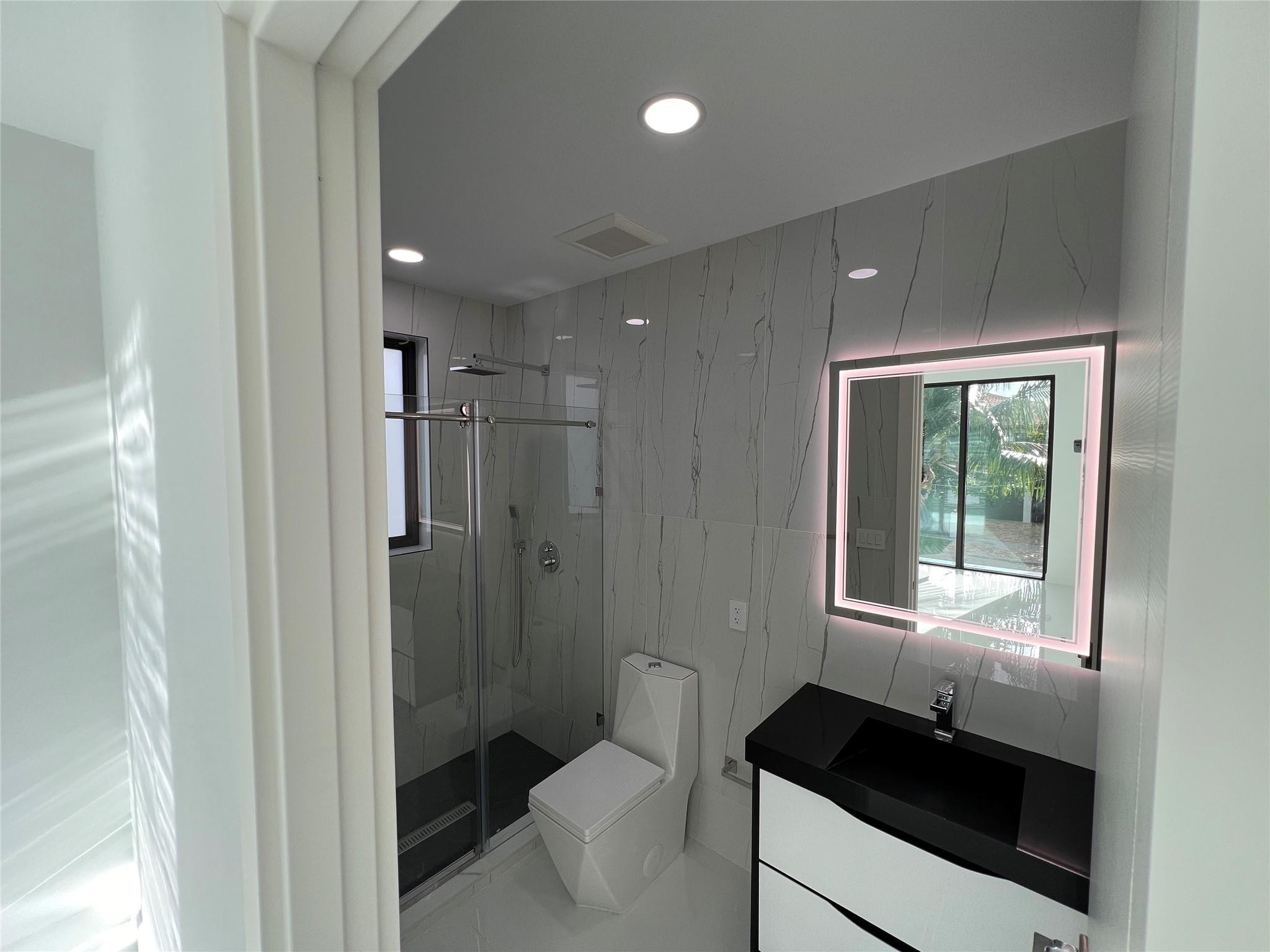 5001 Northeast 27th Avenue Lighthouse Point, FL 33064 - Photo 65 of 86 Photo 65