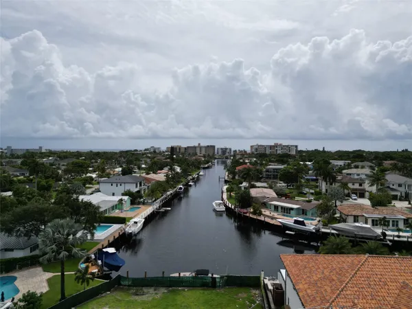 $2,880,000 | 5001 Northeast 27th Avenue, Lighthouse Point, FL 33064