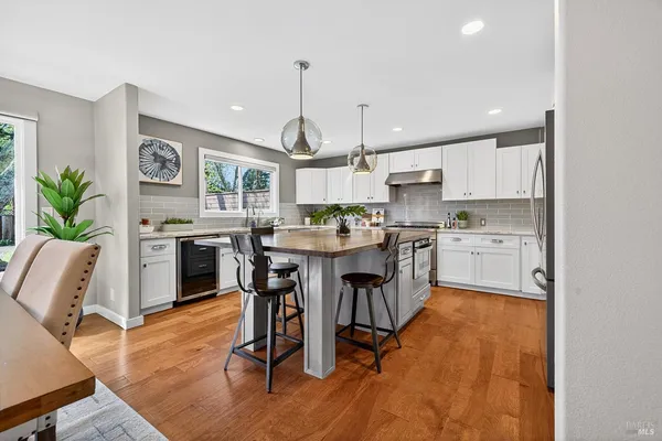 $1,075,000 | 4720 Granada Drive, Santa Rosa, CA 95409