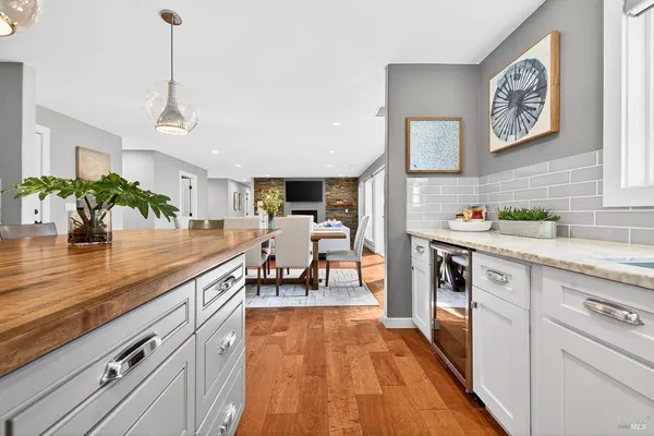 $1,075,000 | 4720 Granada Drive, Santa Rosa, CA 95409