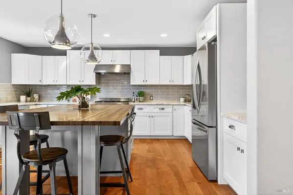 $1,075,000 | 4720 Granada Drive, Santa Rosa, CA 95409