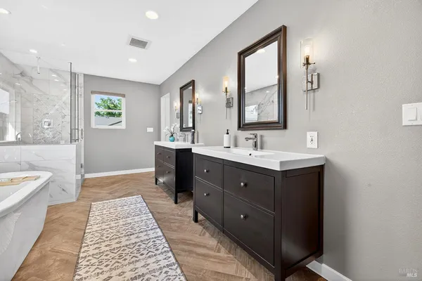 $1,075,000 | 4720 Granada Drive, Santa Rosa, CA 95409