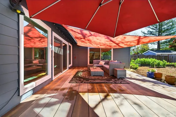 $1,075,000 | 4720 Granada Drive, Santa Rosa, CA 95409