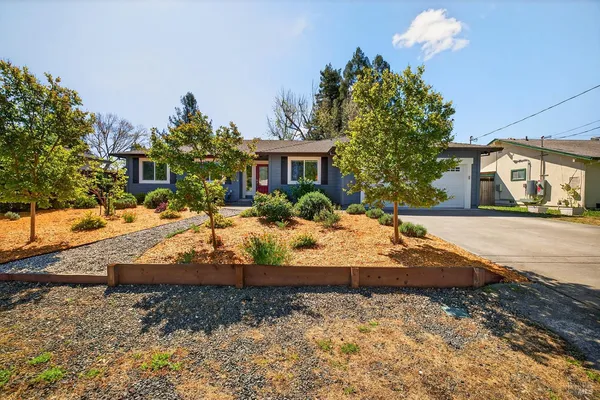 $1,075,000 | 4720 Granada Drive, Santa Rosa, CA 95409