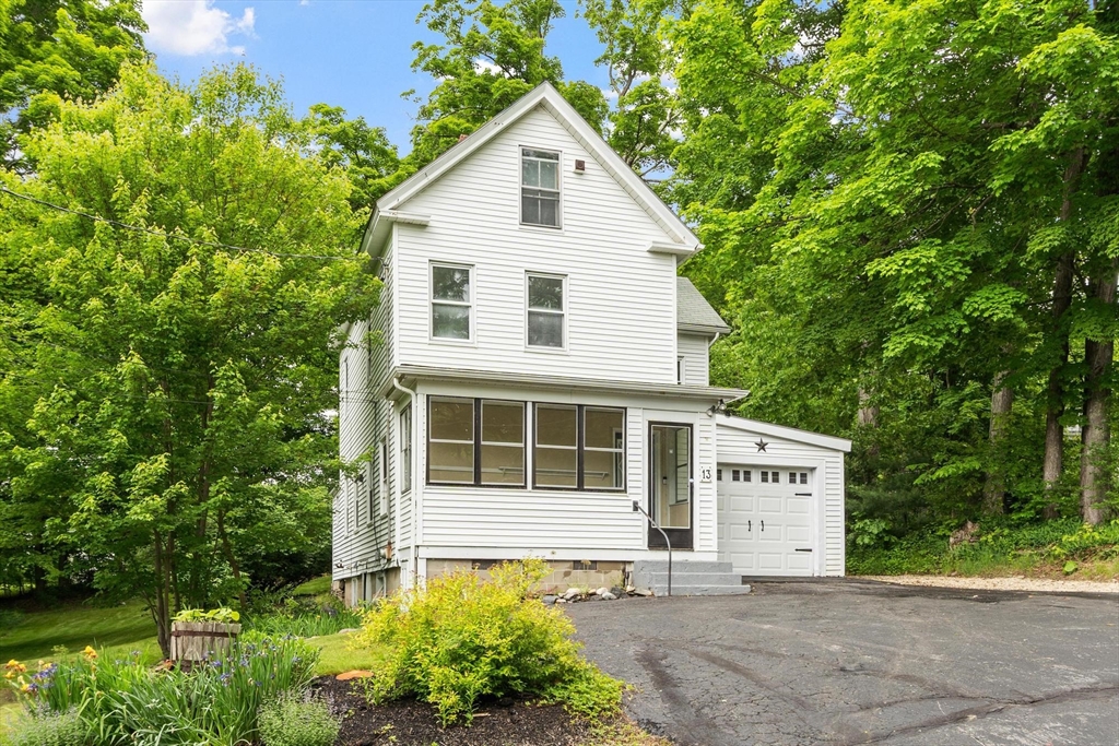 13 Windmill Hill Road Groton, MA 01450 - Photo 3 of 38