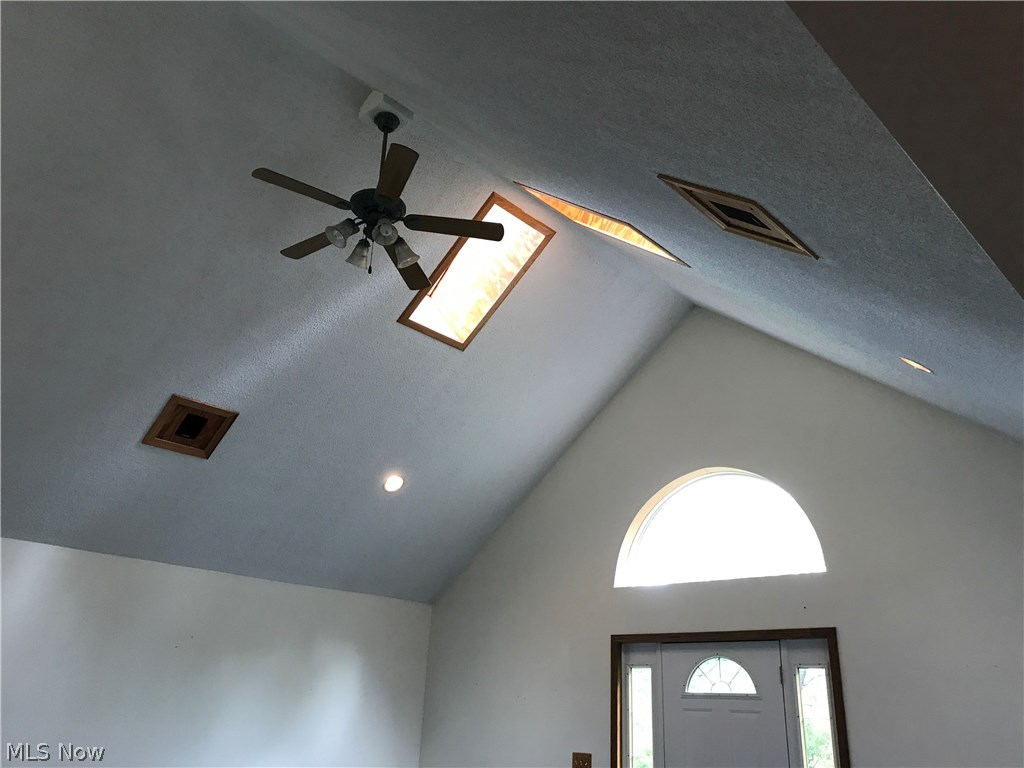 12780 Narrows Road Cambridge, OH 43725 - Photo 5 of 35 Gallery Image 5
