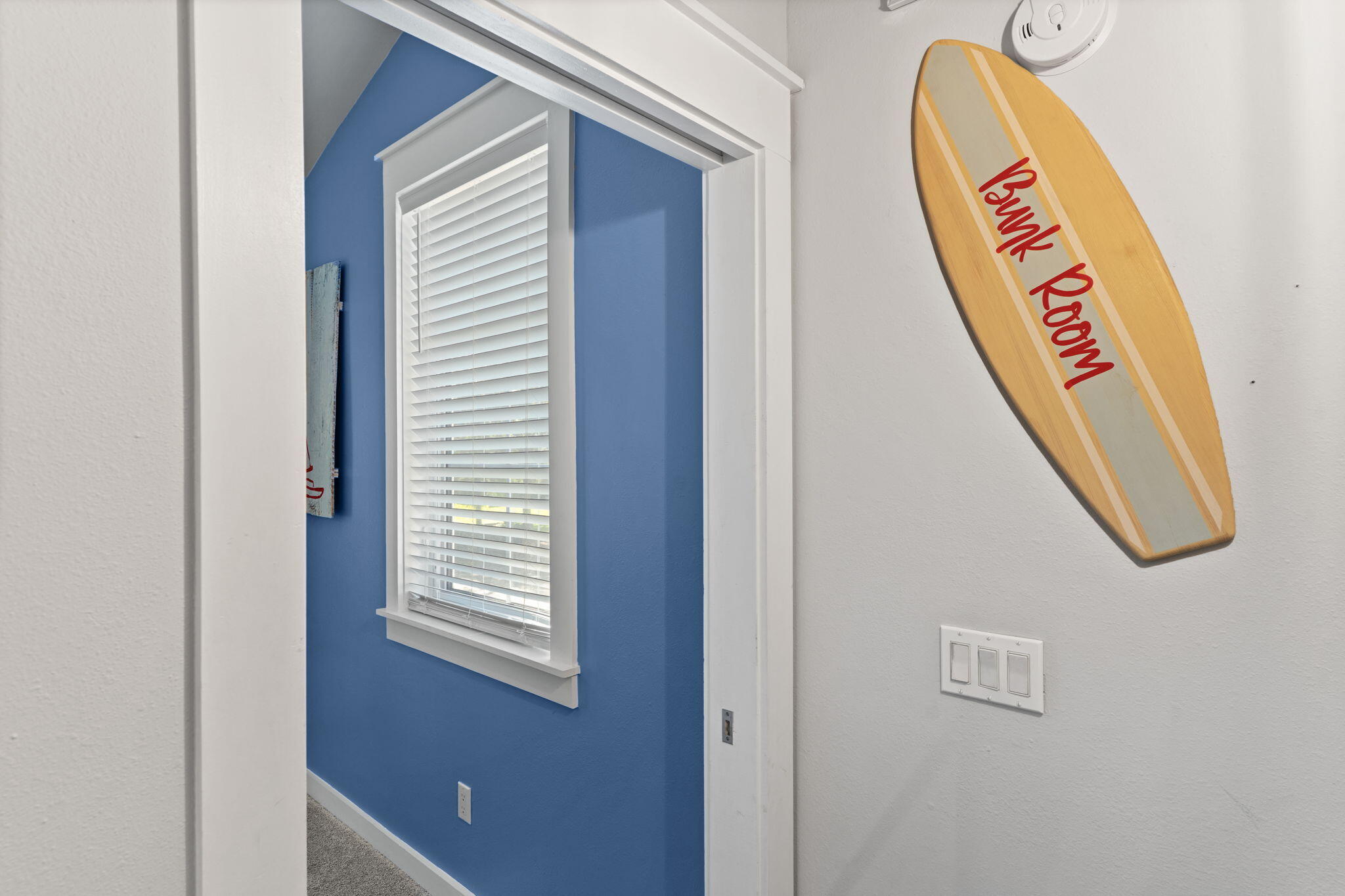 1352 Ravens Run West Miramar Beach, FL 32550 - Photo 33 of 50 a close up of a wall