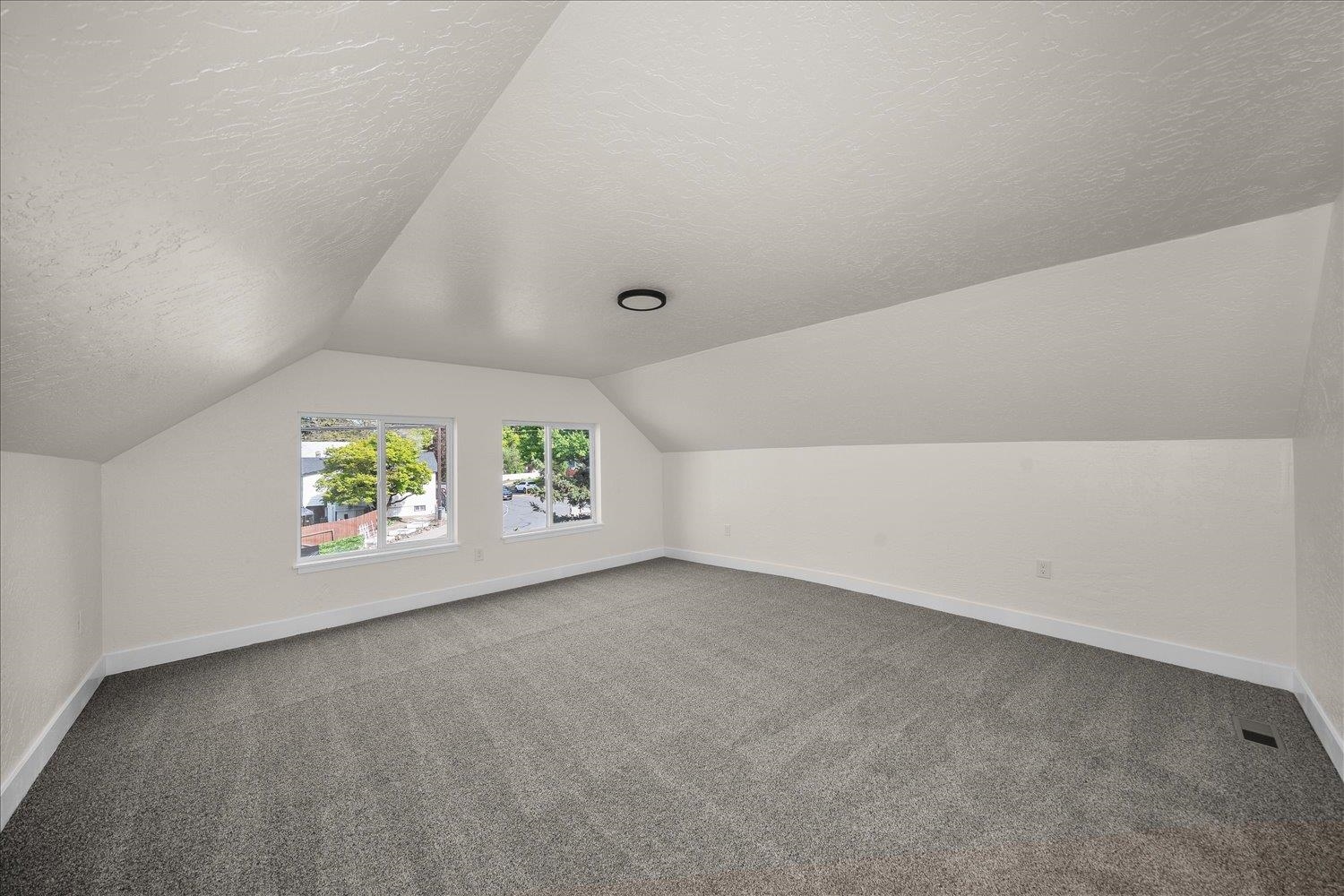 922 South Sherman Street Spokane, WA 99202 - Photo 21 of 34
