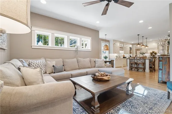 $1,299,000 | 336 Cherry Hill Lane, Lake Ozark, MO 65049