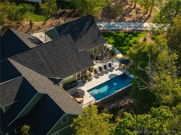 $1,299,000 | 336 Cherry Hill Lane, Lake Ozark, MO 65049