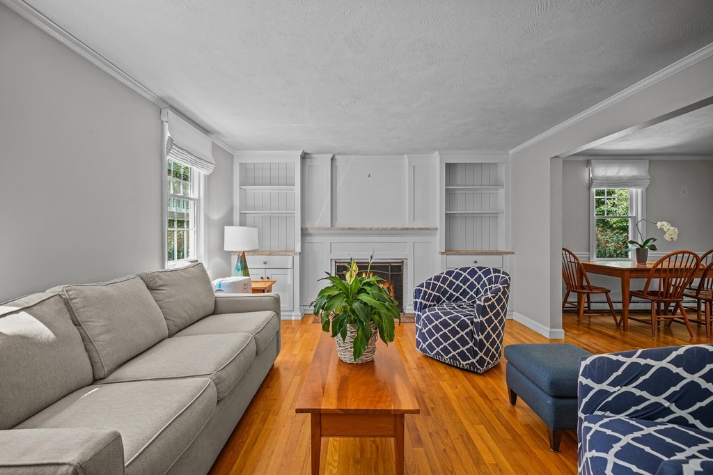 265 Old Oaken Bucket Road, Unit 1 Scituate, MA 02066 - Photo 2 of 35 Gallery Image 2