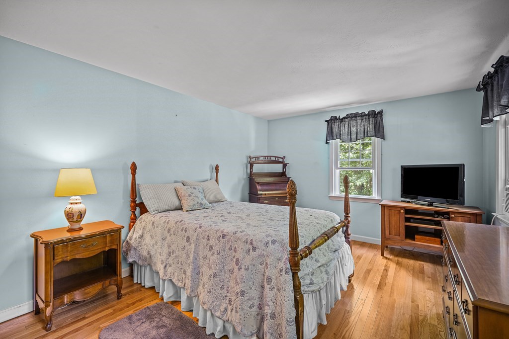 265 Old Oaken Bucket Road, Unit 1 Scituate, MA 02066 - Photo 21 of 35 Gallery Image 21