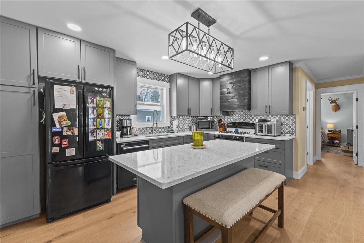 281 Red Oak Drive Colchester, VT 05446 - Photo 15 of 60