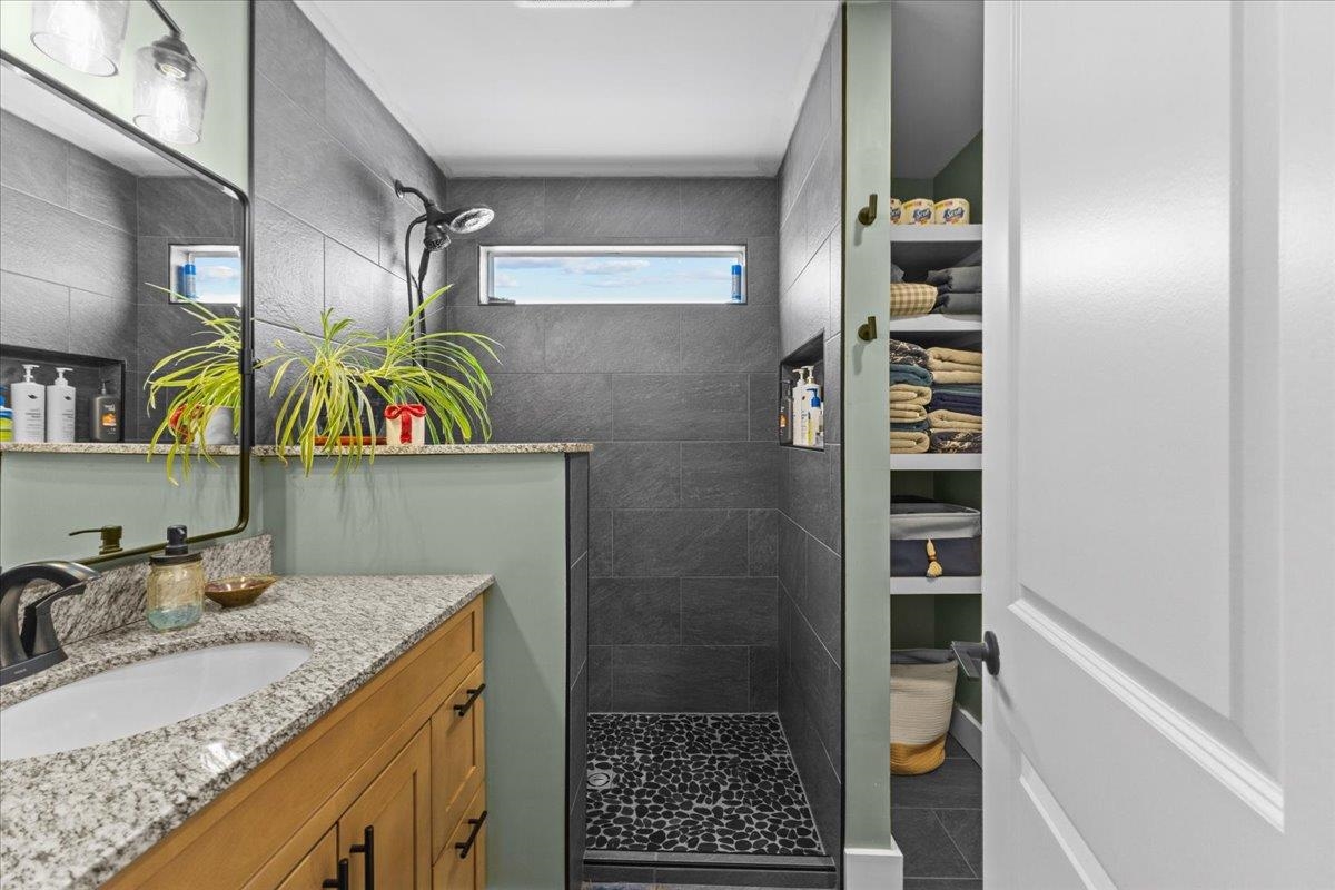 281 Red Oak Drive Colchester, VT 05446 - Photo 20 of 60