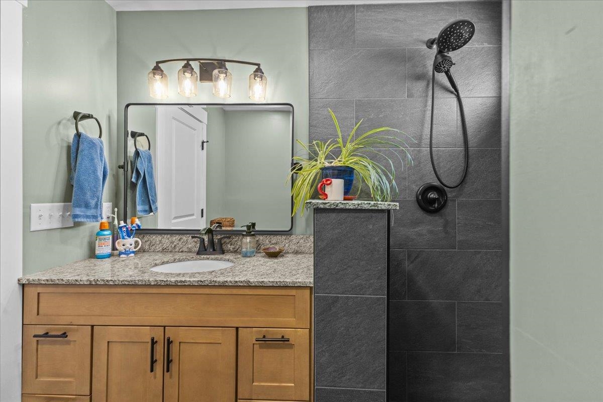 281 Red Oak Drive Colchester, VT 05446 - Photo 21 of 60