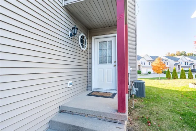 $229,900 | 417 Robert Drive, Normal, IL 61761