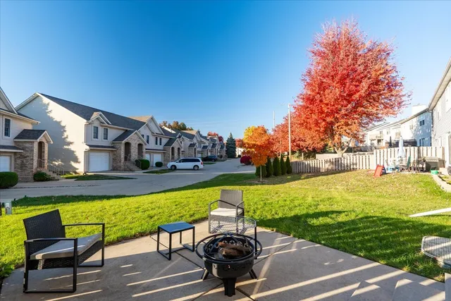 $229,900 | 417 Robert Drive, Normal, IL 61761