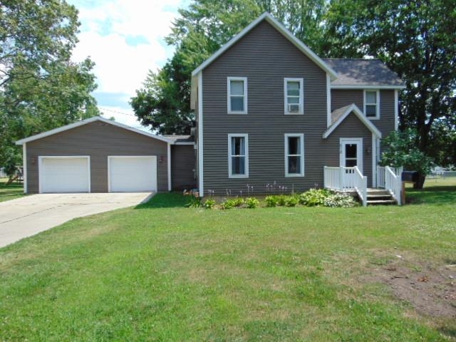 518 North Ithaca Street Ithaca, MI 48847 - Photo 1 of 42 1936790-404e0a0d-a477-4424-ae08-2e270e2655bb.JPG