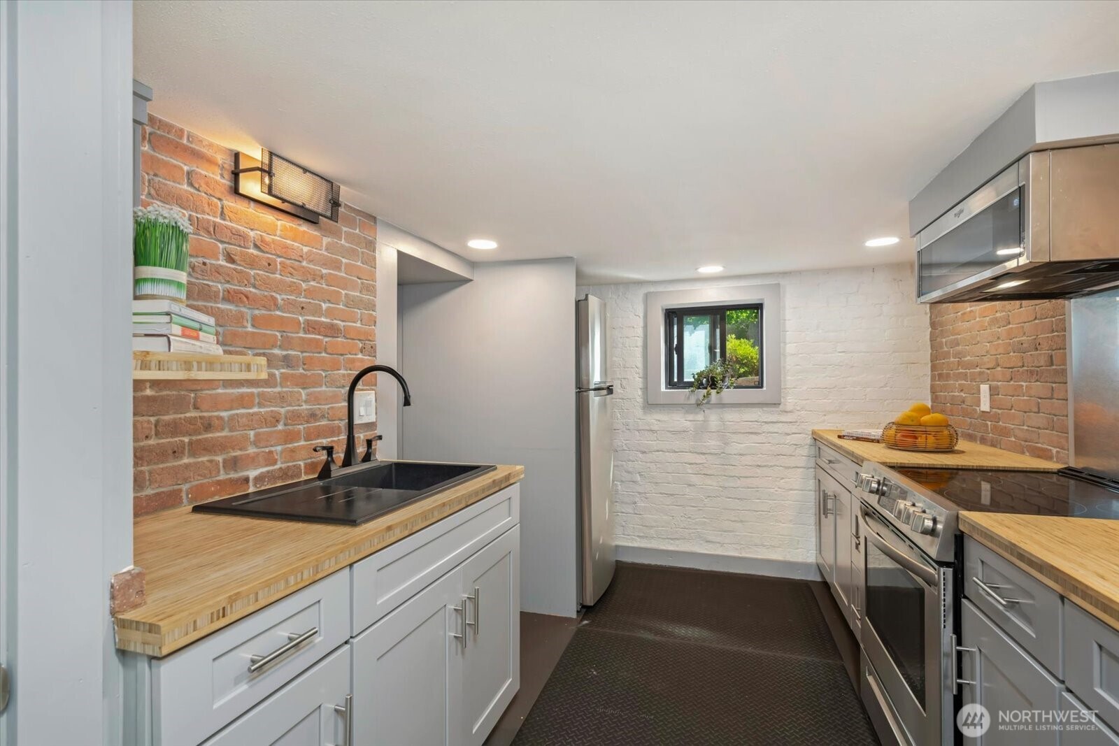 114 South Madison Street Walla Walla, WA 99362 - Photo 23 of 40