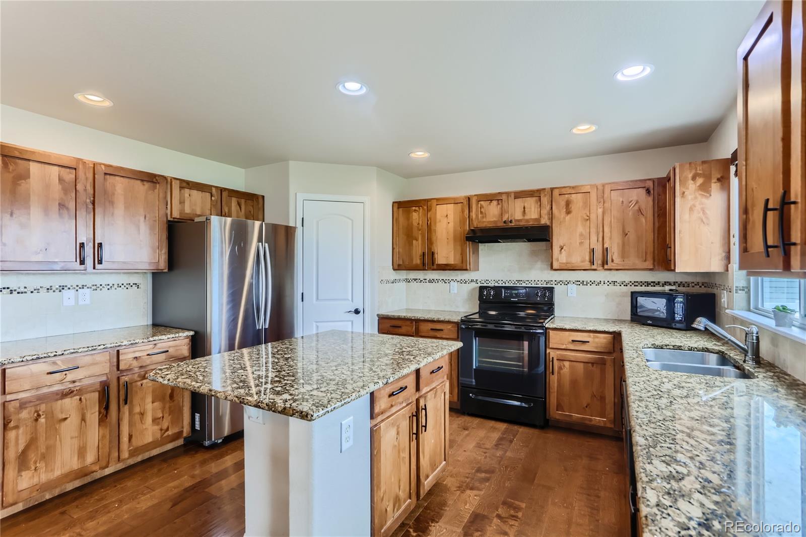 7334 23rd St Road Greeley, CO 80634 - Photo 13 of 28