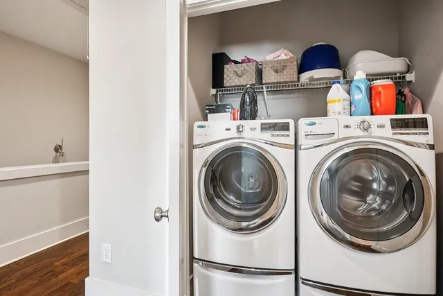 a close up view of washer and dryer