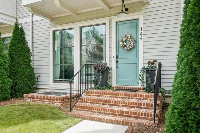 a view of outdoor space yard and patio