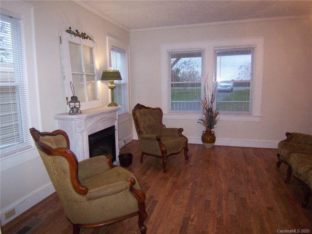 Gallery Image 6