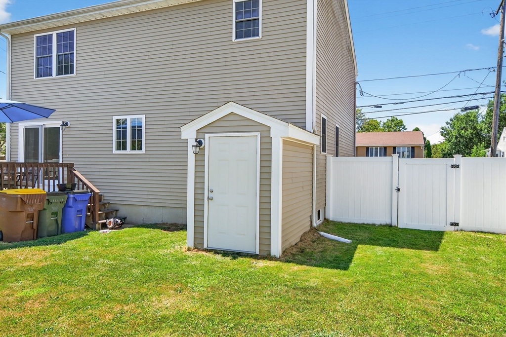 682 Laurel Street Fall River, MA 02721 - Photo 8 of 24 Gallery Image 8