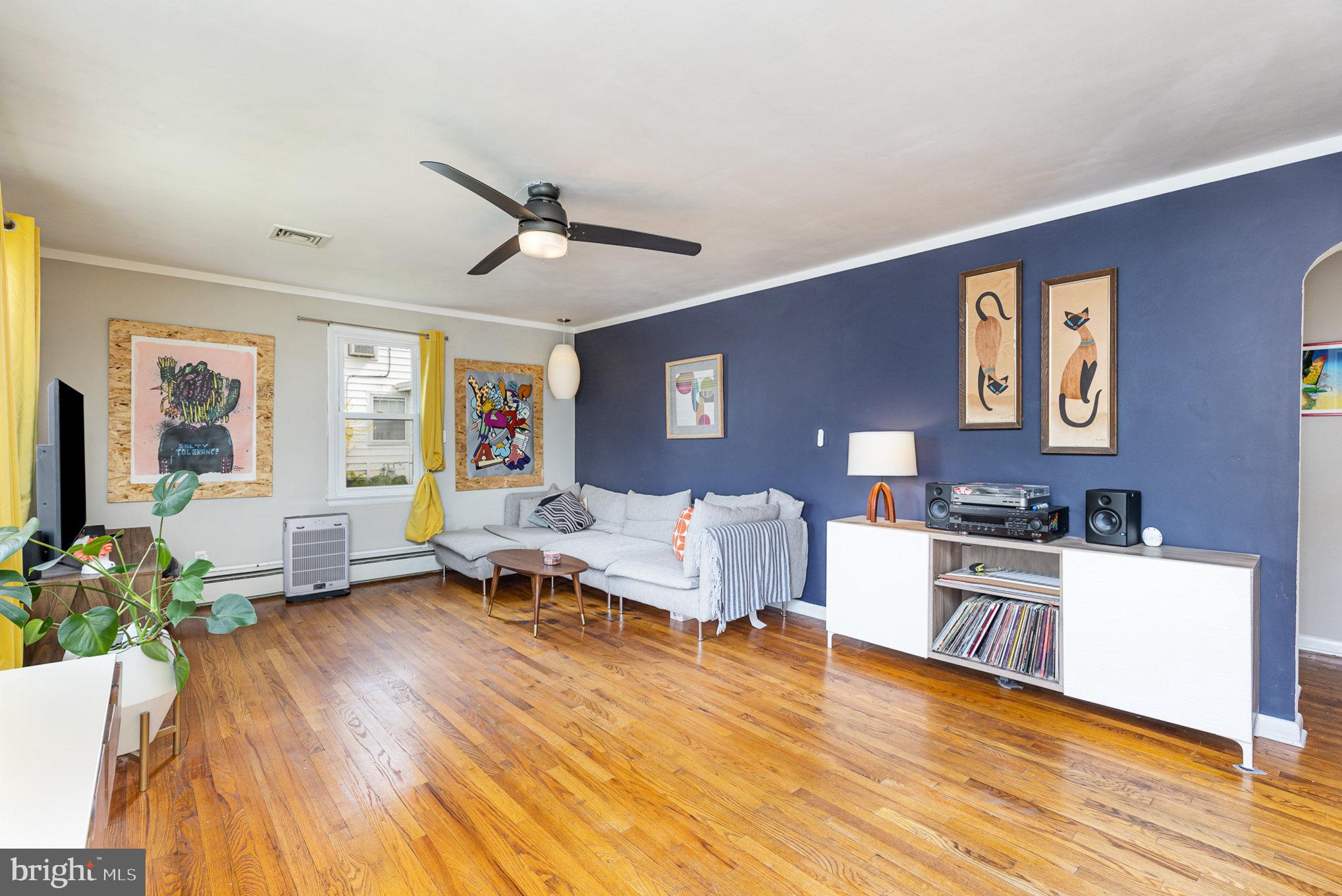 22 Maple Street Middletown, PA 17057 - Photo 6 of 28 Gallery Image 6