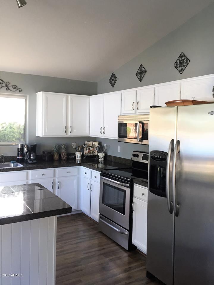 10920 West Granada Road Avondale, AZ 85392 - Photo 9 of 28 23