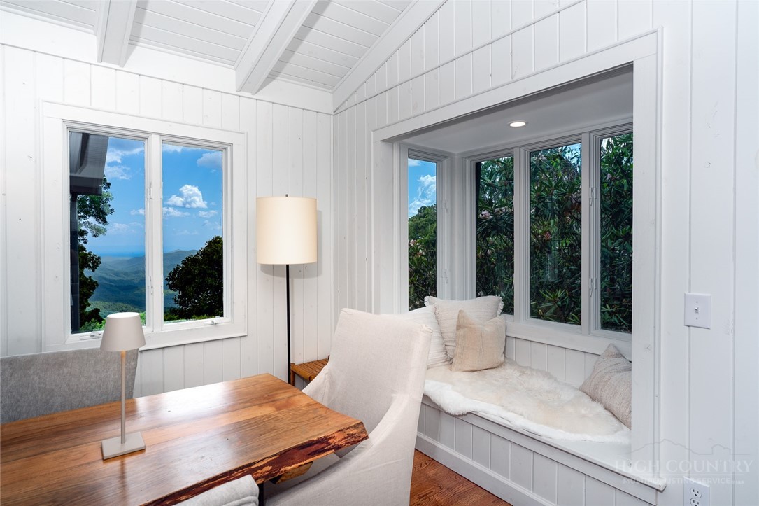 403 Laurel Park Road Blowing Rock, NC 28605 - Photo 15 of 46