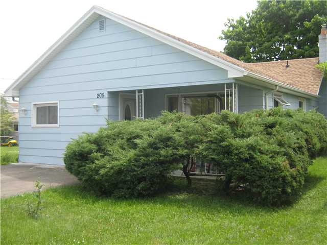 Exterior Front Front View