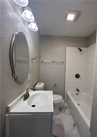 $159,900 | 3622 College Avenue, Kansas City, MO 64128