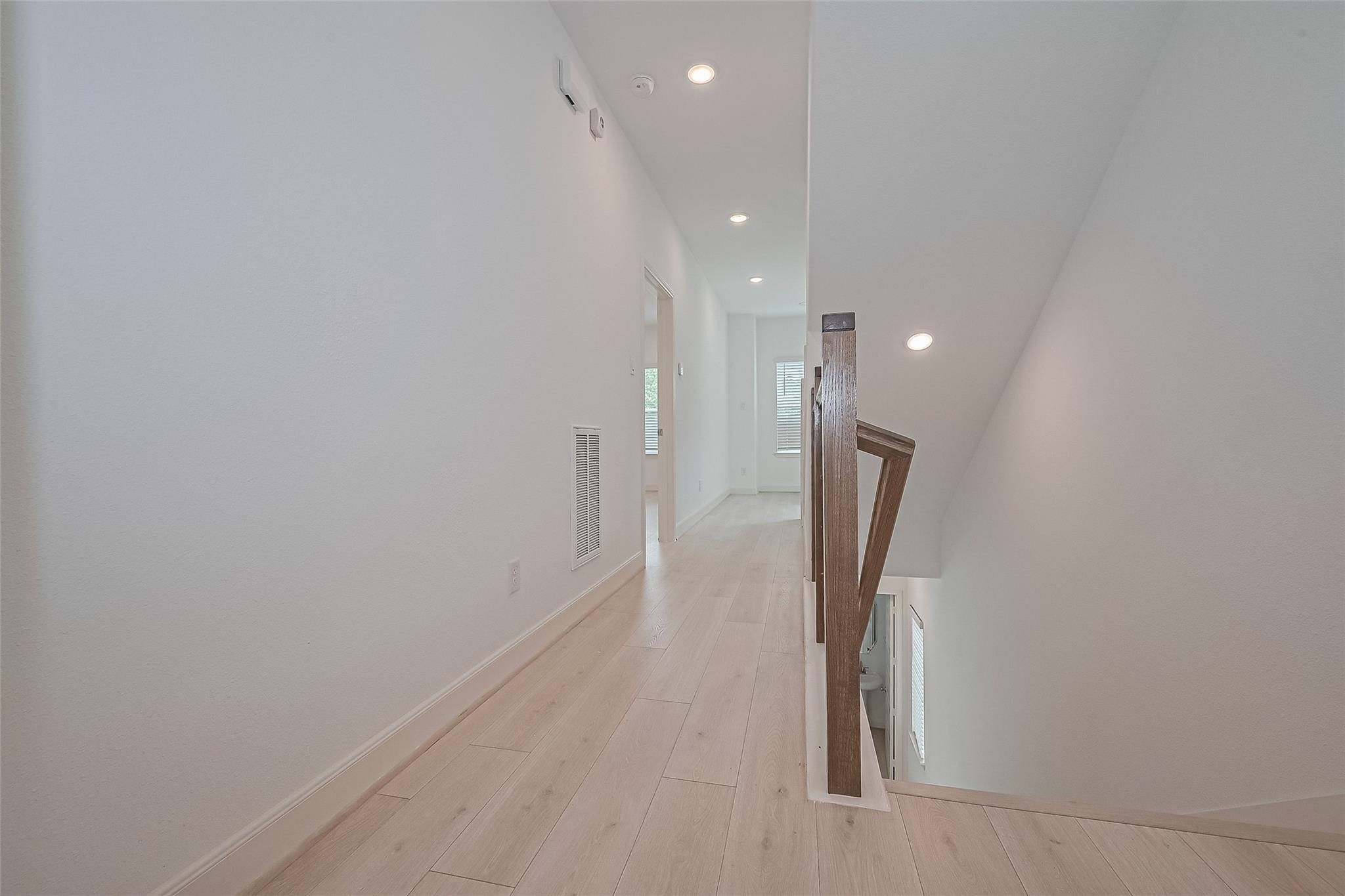 8913 Grovner Place Houston, TX 77080 - Photo 14 of 44