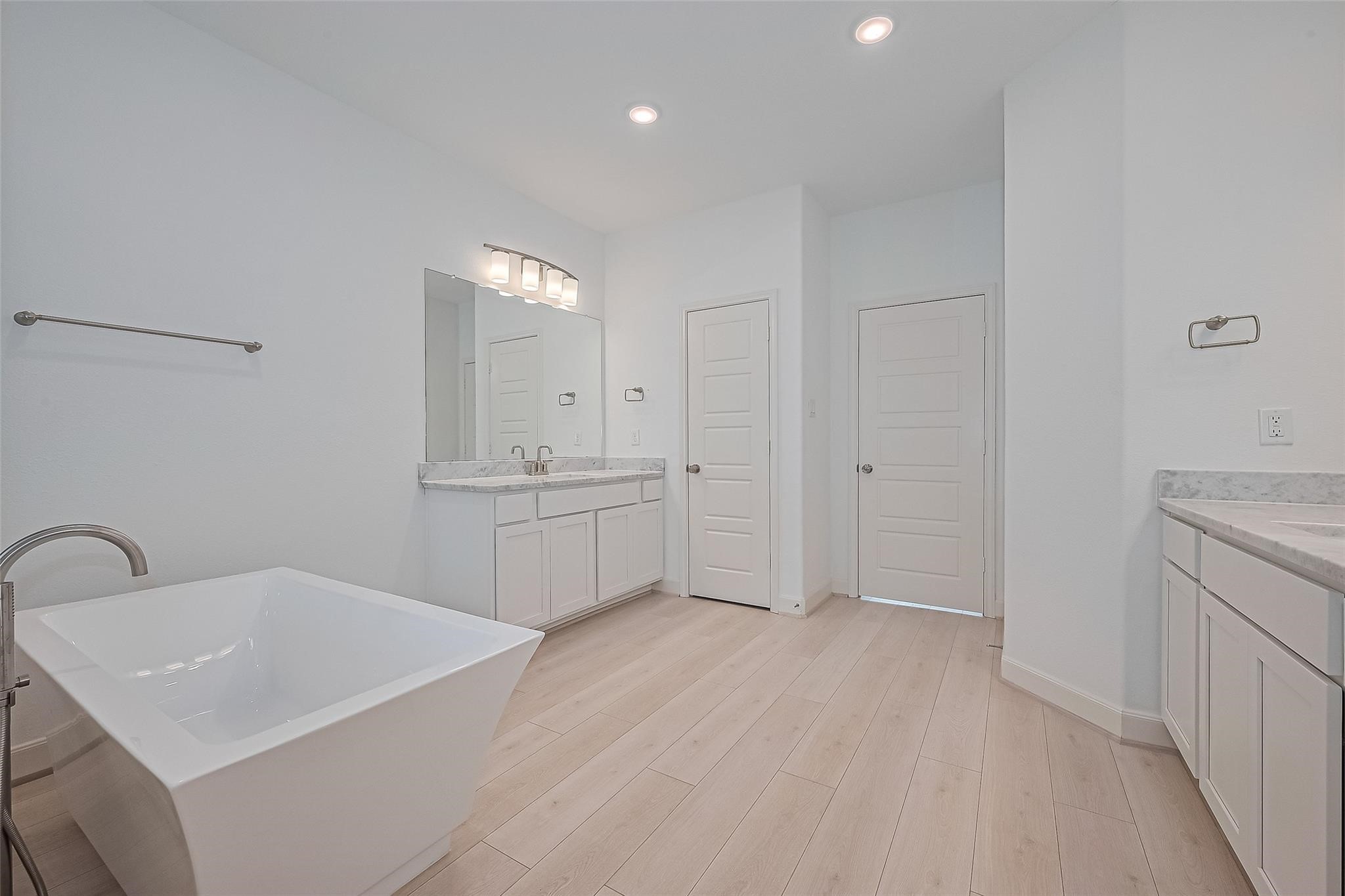 8913 Grovner Place Houston, TX 77080 - Photo 22 of 44