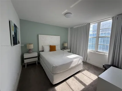 $3,400 | 5101 Collins Avenue, Unit 12K, Miami Beach, FL 33140