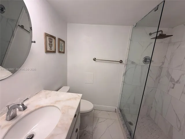 $3,500 | 5101 Collins Avenue, Unit 12K, Miami Beach, FL 33140