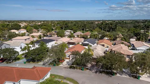an aerial view of multiple house
