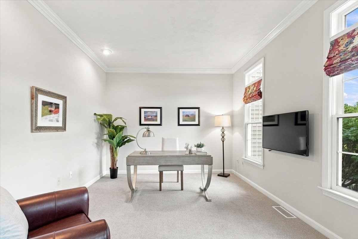 11 Evergreen Road Norfolk, MA 02056 - Photo 16 of 41 Gallery Image 16