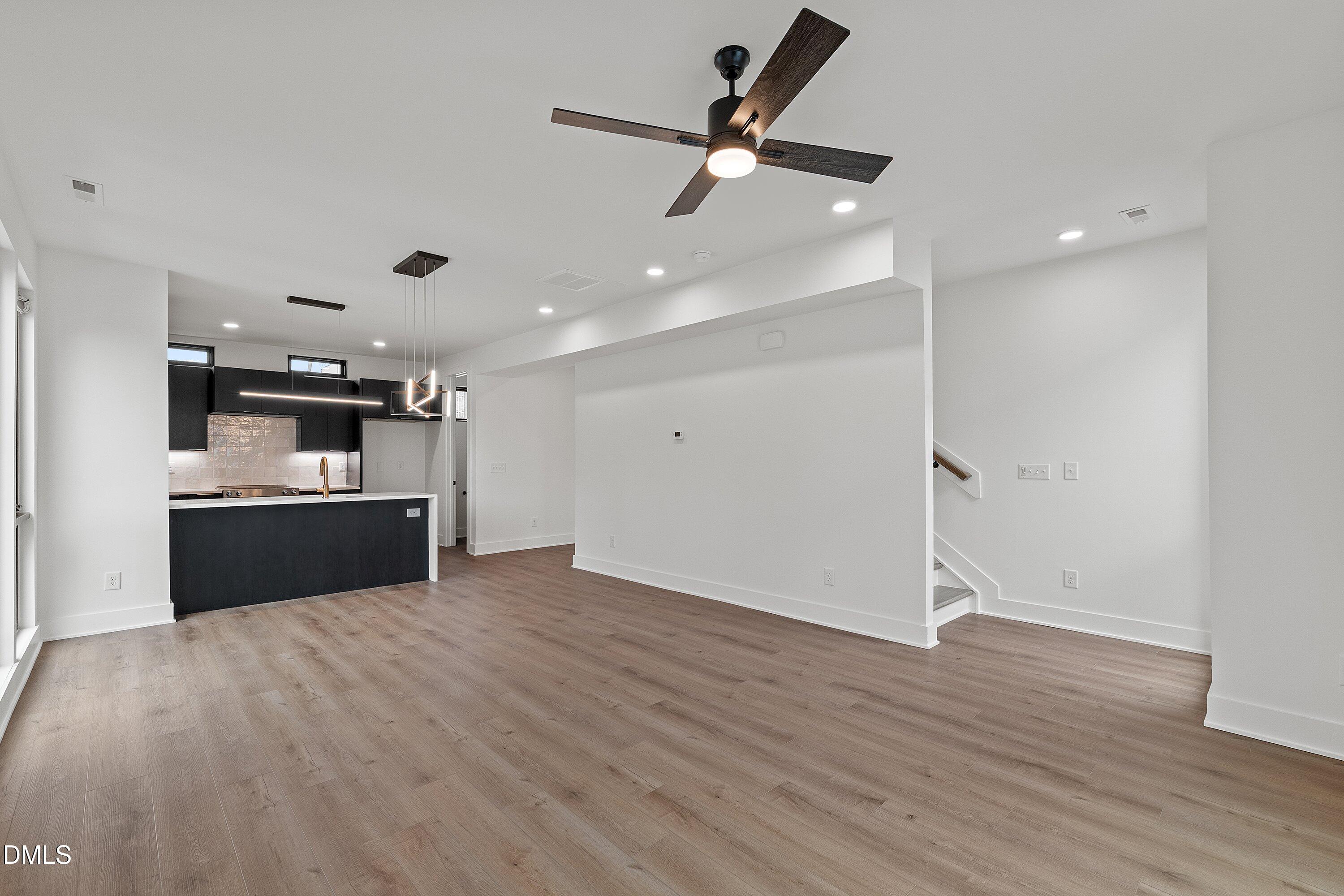 512 Gordon Street, Unit 305 Durham, NC 27701 - Photo 8 of 28 10-512 Gordon St, 305_0969