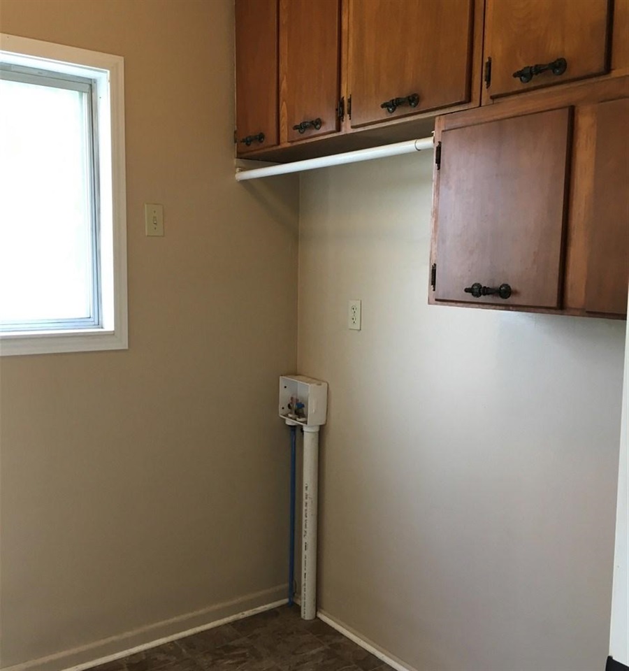 12091 Reid Road Durand, MI 48429 - Photo 21 of 35 First Floor Laundry