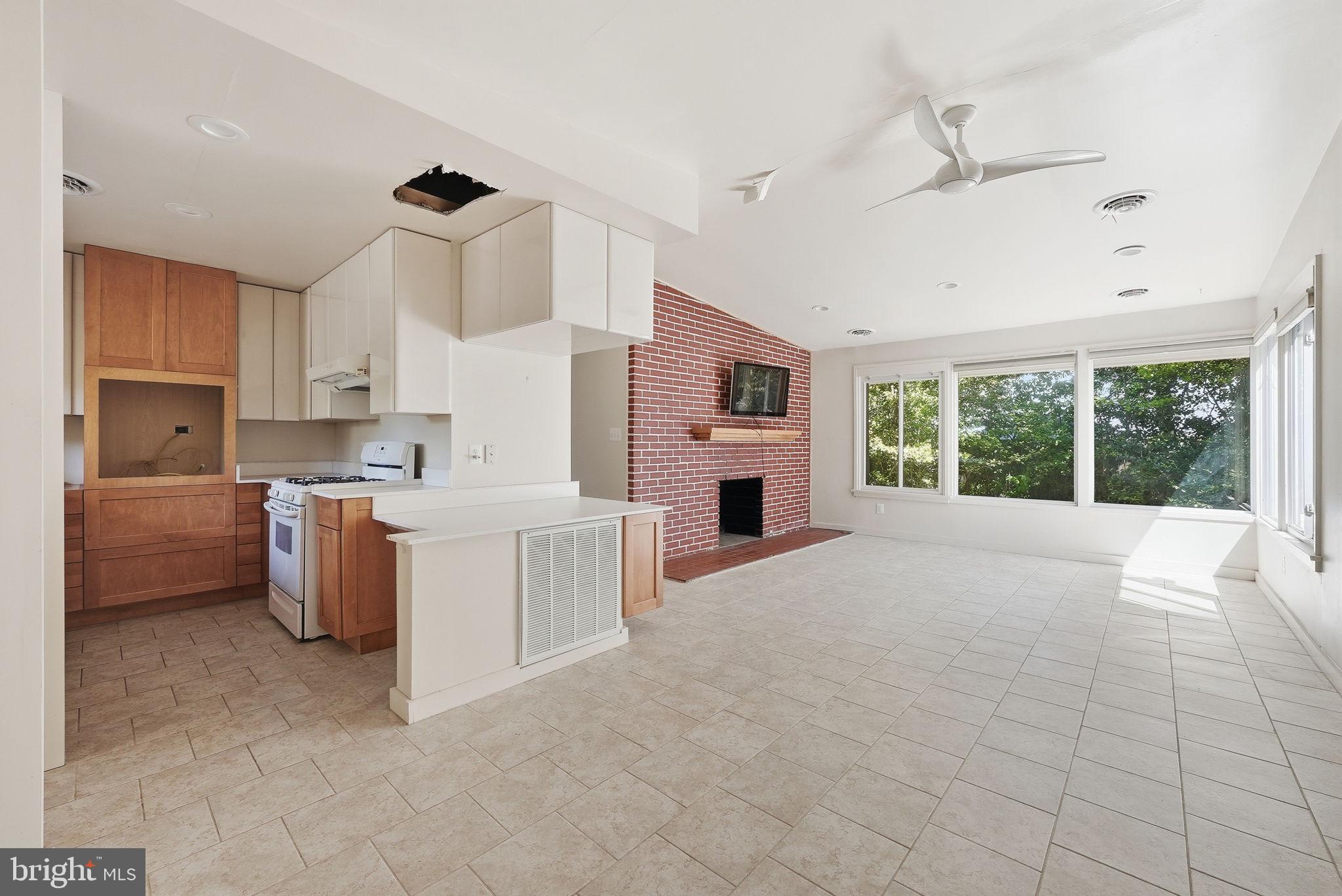 7119 Alger Road Falls Church, VA 22042 - Photo 6 of 22 Gallery Image 6
