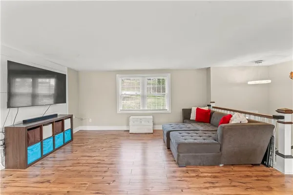 $349,900 | 359 Hunting Creek Road, Canonsburg, PA 15317