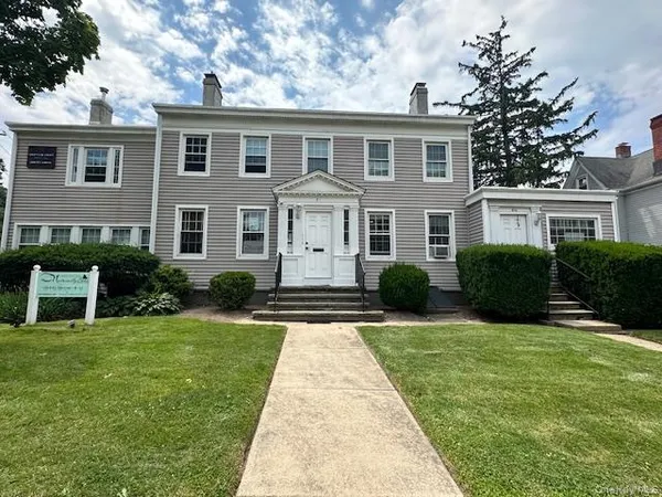 $3,500 | 81 New Street, Unit 1, Huntington, NY 11743