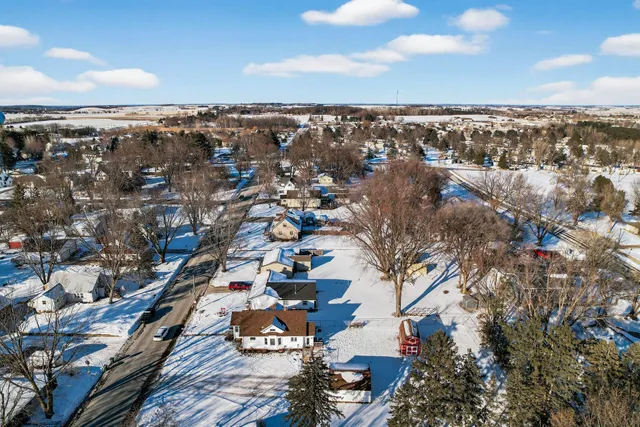 $315,000 | 306 North Division Street, Roberts, WI 54023