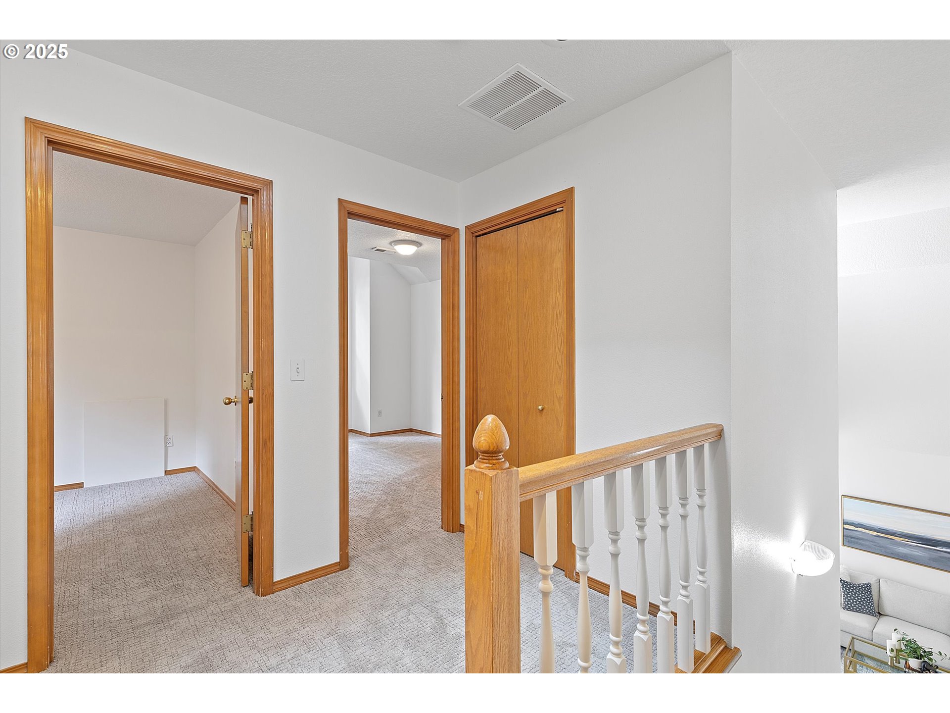 3475 Upper Drive Lake Oswego, OR 97035 - Photo 18 of 44 a view of a room with a hallway