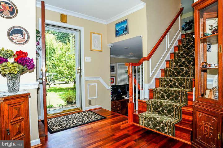 12337 Coleraine Court Reston, VA 20191 - Photo 12 of 30 Interior General
